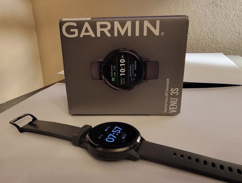 Garmin Venu 3S fitness tracker and it's packaging.